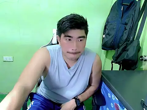 Snapshot of Hunkfireman chatting on May 15, 2026, 11:34 pm Hunkfireman online show from May 15, 2026, 11:34 pm