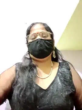 SEEMA 012 online show from May 3, 2026, 4:51 am
