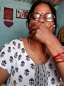 SEEMA 012 online show from May 10, 2026, 4:50 am