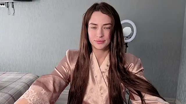 Kira  love1 online show from May 28, 2026, 8:33 am