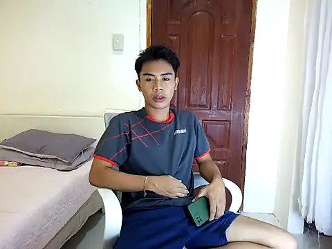 Snapshot of valerio_fernan chatting on May 6, 2026, 1:16 pm valerio fernan online show from May 6, 2026, 1:16 pm