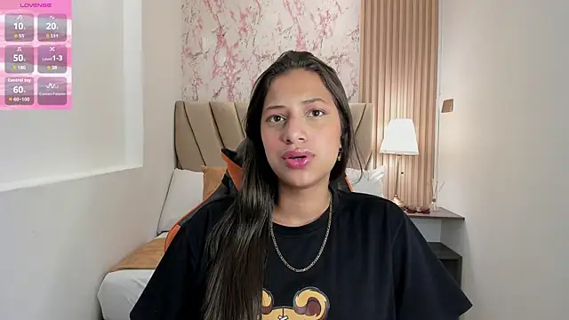Atiena  online show from April 15, 2026, 6:48 pm