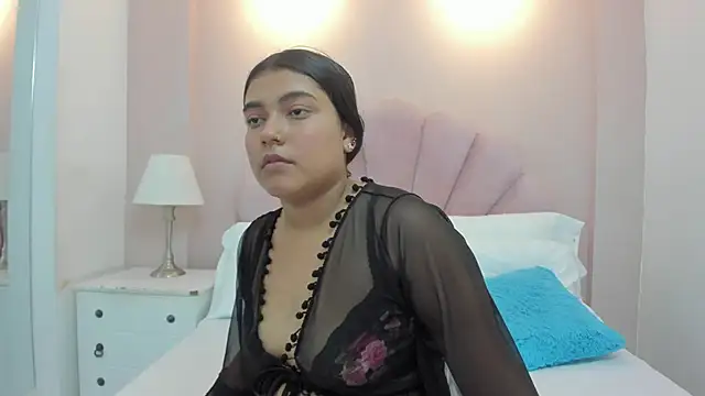 Amber-Rousee online show from April 4, 2026, 2:47 pm