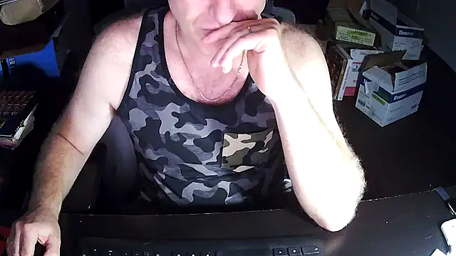 Shalun2000 online show from July 6, 2026, 2:52 am