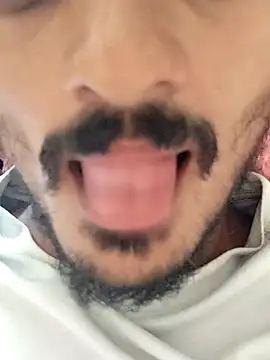 Snapshot of power_houseboy chatting on April 4, 2026, 10:02 am power houseboy online show from April 4, 2026, 10:02 am