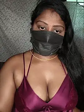 Romantic Woman online show from May 16, 2026, 7:05 am
