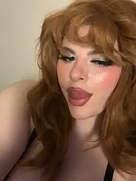 Snapshot of Livvybee chatting on April 4, 2026, 8:45 am Livvybee online show from April 4, 2026, 8:45 am