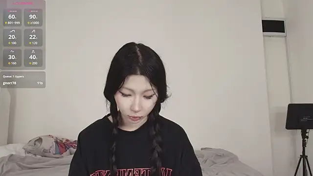 Snapshot of ayasinji chatting on April 18, 2026, 11:36 am ayasinji online show from April 18, 2026, 11:36 am