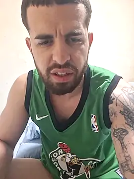 Snapshot of leoxxxgato chatting on April 16, 2026, 3:07 am leoxxxgato online show from April 16, 2026, 3:07 am