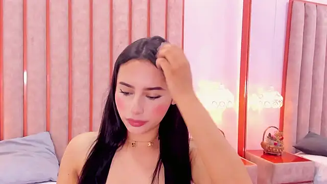 Zoe Monrow online show from June 3, 2026, 12:30 pm