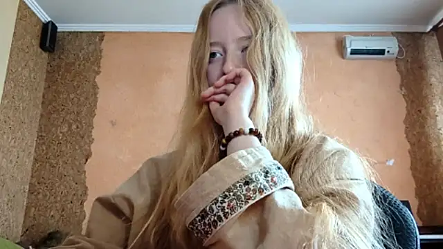 Snapshot of KateVibe_01 chatting on April 23, 2026, 3:08 am KateVibe 01 online show from April 23, 2026, 3:08 am
