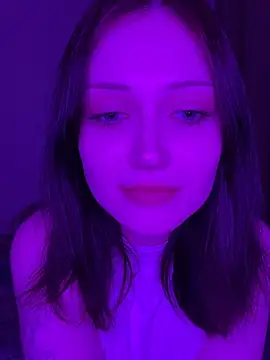 vika emil online show from April 23, 2026, 11:07 pm