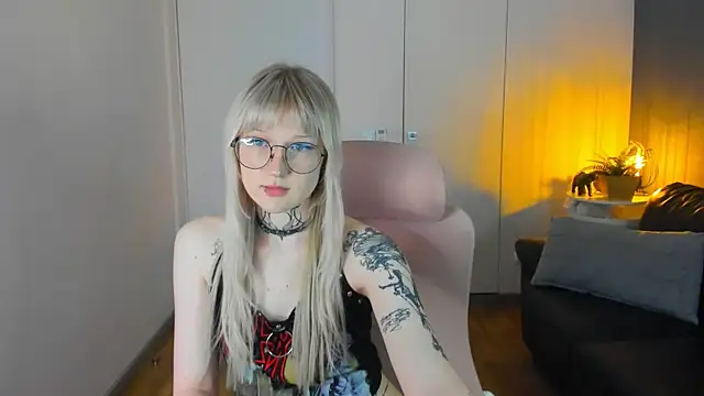  Yummi online show from May 16, 2026, 6:07 pm