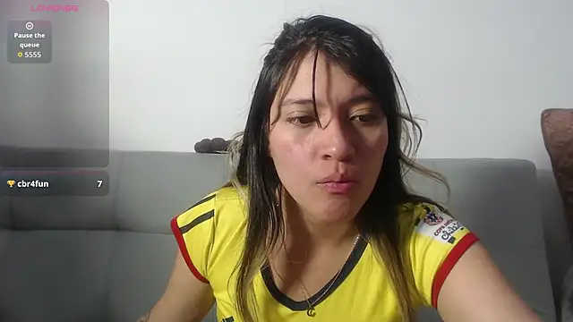 Snapshot of hannajonnes1 chatting on June 18, 2026, 1:17 am hannajonnes1 online show from June 18, 2026, 1:17 am