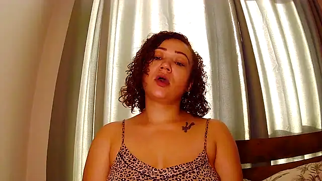 Theone T online show from June 24, 2026, 6:56 am