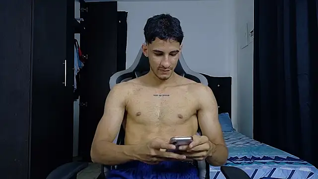 Snapshot of JakeMonroe chatting on June 24, 2026, 9:14 pm JakeMonroe online show from June 24, 2026, 9:14 pm
