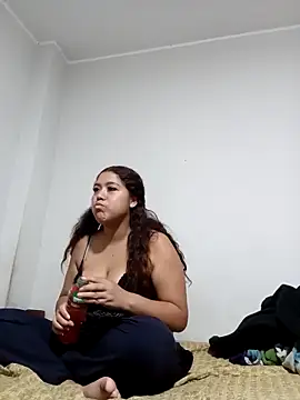 BlancaNievesxxo online show from May 12, 2026, 3:25 am