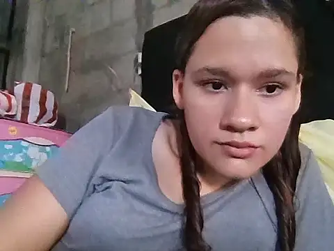 Snapshot of JennifferJilson chatting on April 5, 2026, 9:45 pm JennifferJilson online show from April 5, 2026, 9:45 pm