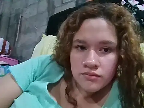 Snapshot of JennifferJilson chatting on April 7, 2026, 1:17 am JennifferJilson online show from April 7, 2026, 1:17 am