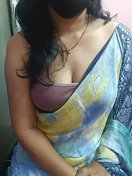 Snapshot of flora-jasmine-telugu chatting on July 7, 2026, 8:40 am flora-jasmine-telugu online show from July 7, 2026, 8:40 am