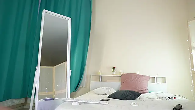 Snapshot of Ann_heart chatting on May 18, 2026, 4:02 pm Ann heart online show from May 18, 2026, 4:02 pm