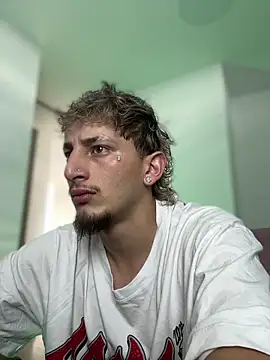 ZarcooX online show from April 7, 2026, 9:15 pm