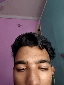 ItsPlayboy031 online show from May 16, 2026, 6:43 am