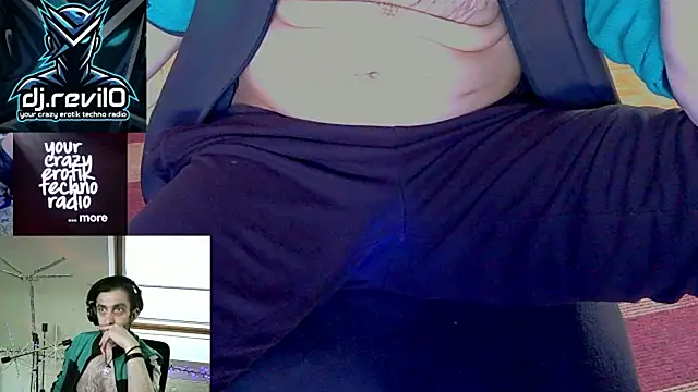 OllyFummler online show from April 12, 2026, 3:06 pm