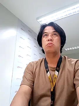 akiramoore online show from June 5, 2026, 2:40 am