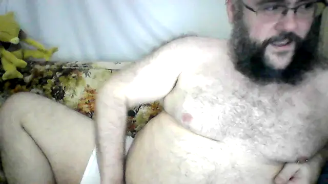 BriTheTopBear online show from April 20, 2026, 4:48 am