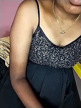 Anu tamilx online show from April 16, 2026, 7:58 pm