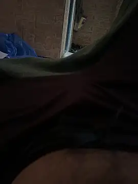 sunnyroy26 online show from April 12, 2026, 4:17 am