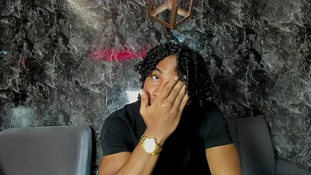 Snapshot of axel_silva4 chatting on May 10, 2026, 7:19 pm axel silva4 online show from May 10, 2026, 7:19 pm