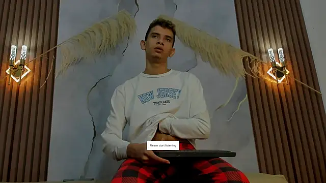 Ethanhot os online show from April 22, 2026, 7:04 pm