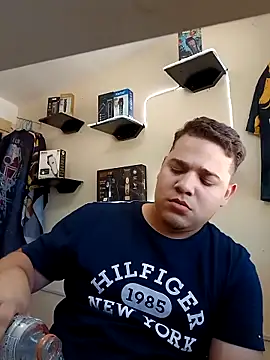 boysexy2207 online show from April 23, 2026, 7:05 pm