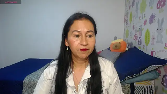 Tyna b online show from June 24, 2026, 5:28 am