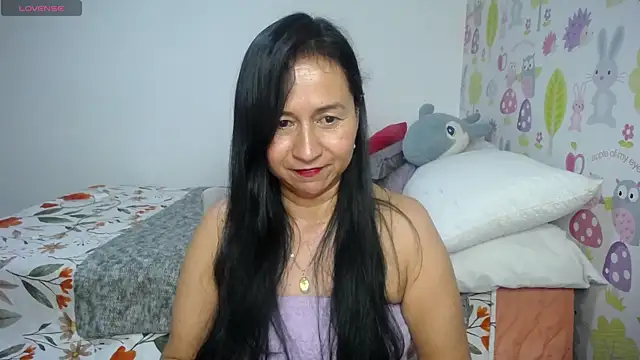 Tyna b online show from July 6, 2026, 10:23 pm