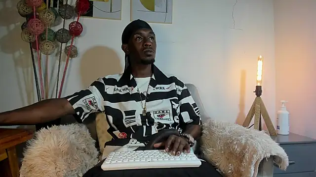 pipe monstercock online show from April 13, 2026, 8:14 pm