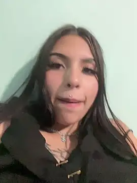 Snapshot of evelott_allenx chatting on May 26, 2026, 3:46 am evelott allenx online show from May 26, 2026, 3:46 am