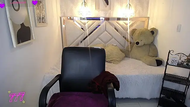Snapshot of ahmy_ chatting on May 1, 2026, 7:51 pm ahmy online show from May 1, 2026, 7:51 pm