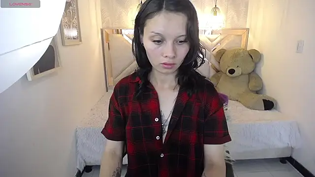 Snapshot of ahmy_ chatting on May 14, 2026, 7:42 pm ahmy online show from May 14, 2026, 7:42 pm