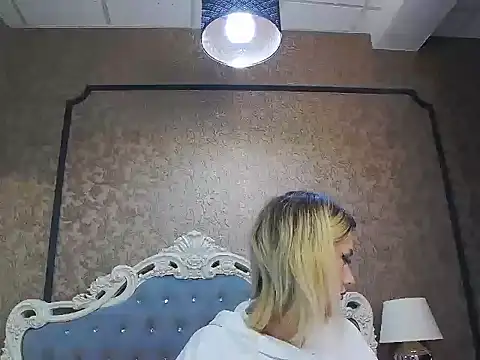 Ivy Quin online show from April 15, 2026, 3:24 am