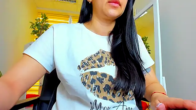 Tianniaa online show from April 25, 2026, 9:23 am