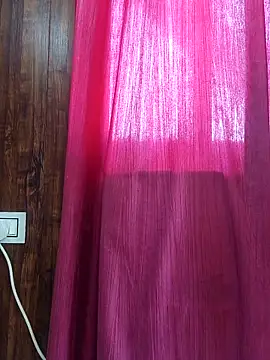 Snapshot of cute_dimple0 chatting on April 9, 2026, 4:12 am cute dimple0 online show from April 9, 2026, 4:12 am