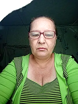 Snapshot of IngaLuna48 chatting on May 31, 2026, 6:42 am IngaLuna48 online show from May 31, 2026, 6:42 am