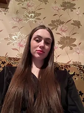AlinaLove3213 online show from April 23, 2026, 8:22 pm