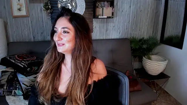 Alucarda666 online show from June 5, 2026, 6:52 am