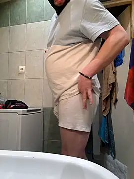 Snapshot of Dark_Silk_TV chatting on April 8, 2026, 1:49 am Dark Silk TV online show from April 8, 2026, 1:49 am