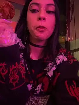 Kattze  online show from May 19, 2026, 1:33 am