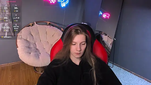 Snapshot of Vanessa___Lui chatting on April 9, 2026, 4:34 pm Vanessa Lui online show from April 9, 2026, 4:34 pm